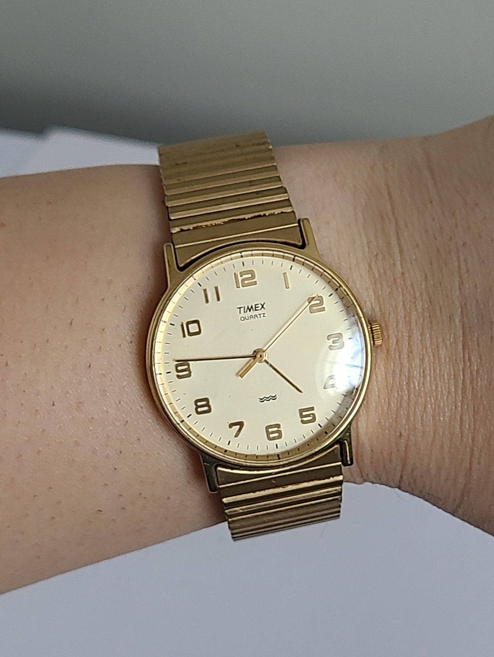Vintage Timex Quartz LA Cell T82 Gold Tone Water Resistant Men's Dress Watch - Picture 6 of 16